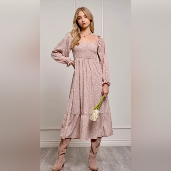 Flower & Feather Smocked Long Sleeve Floral Midi Dress Medium - Picture 1 of 16